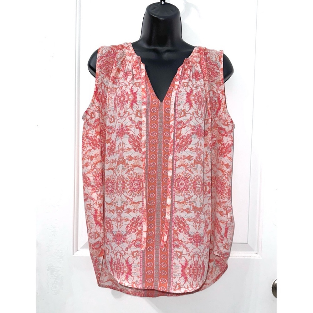 Violet & Claire brand Pink bohemian print sleeveless top with pleat accents